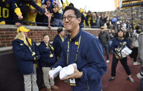 Former University of Michigan president gets initial approval to lead the University of Florida